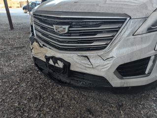 2017 Cadillac XT5 Standard - Primary Damage Right Image
